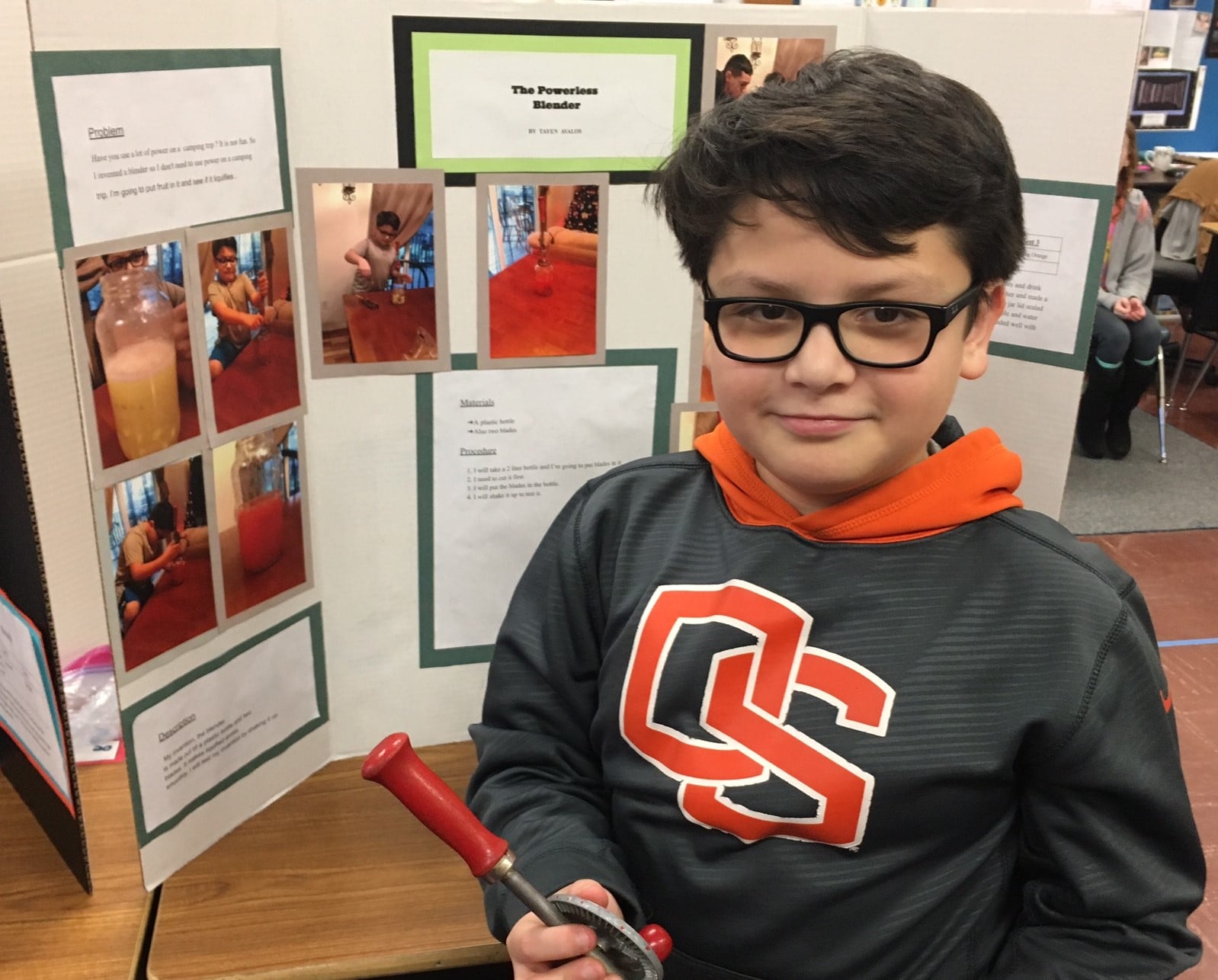 Adams Elementary kid at science fair 2017